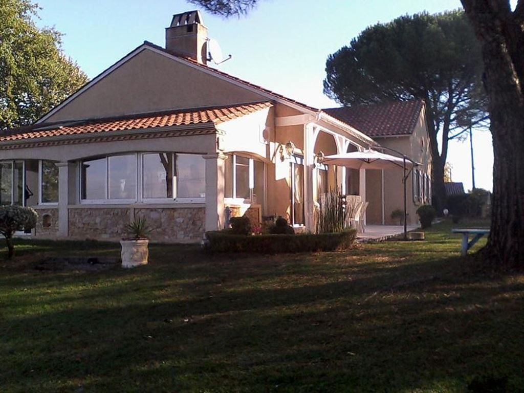 Maison de plain pied CREYSSE 315000€ RICHARD Robert IMMOBILIER Maison de plain pied CREYSSE 315000€ RICHARD Robert IMMOBILIER