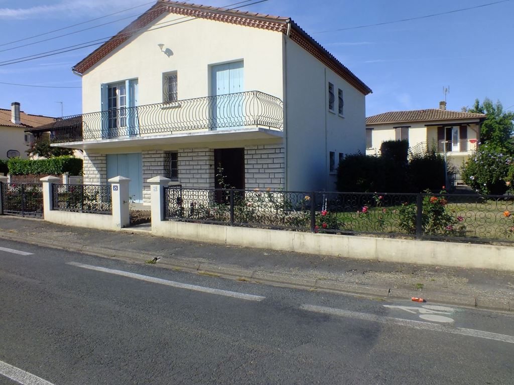Maison BERGERAC 125000€ RICHARD Robert IMMOBILIER Maison BERGERAC 125000€ RICHARD Robert IMMOBILIER