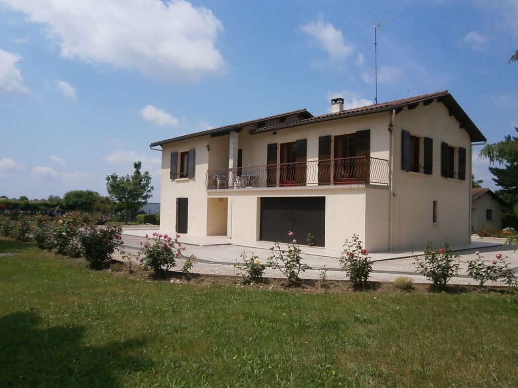 Maison PRIGONRIEUX 235000€ RICHARD Robert IMMOBILIER Maison PRIGONRIEUX 235000€ RICHARD Robert IMMOBILIER