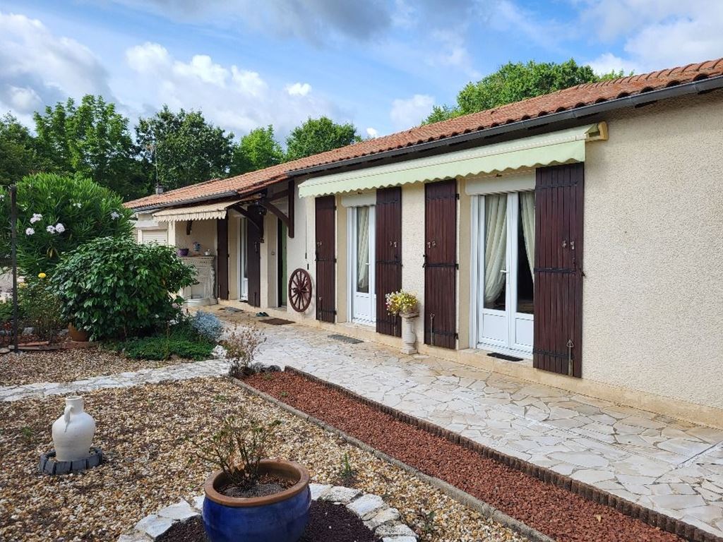 Maison BERGERAC 230000€ RICHARD Robert IMMOBILIER