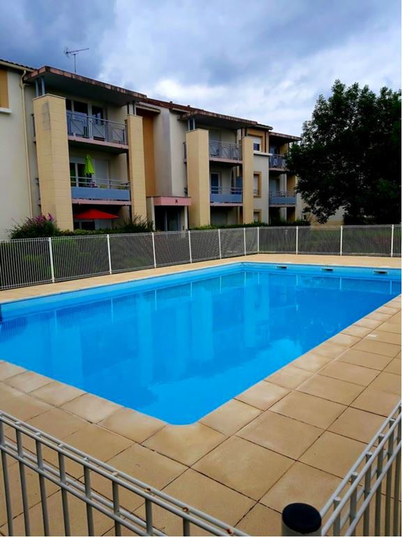 Appartement Appartement BERGERAC 66000€ RICHARD Robert IMMOBILIER Appartement Appartement BERGERAC 66000€ RICHARD Robert IMMOBILIER